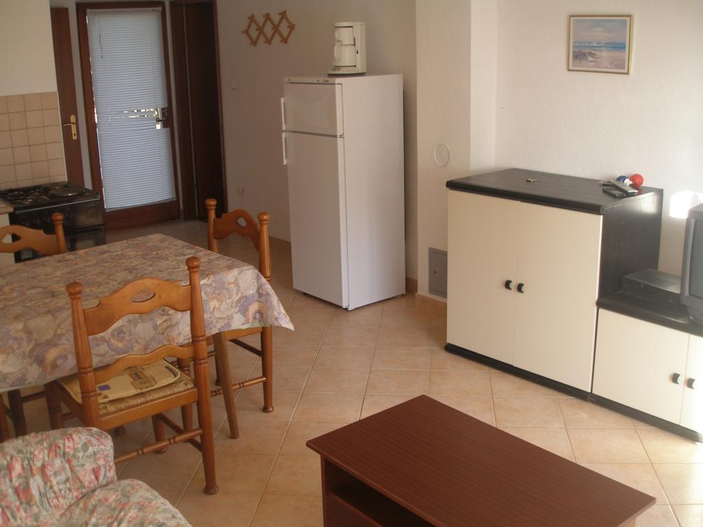Apartment Lana Privlaka  Luaran gambar