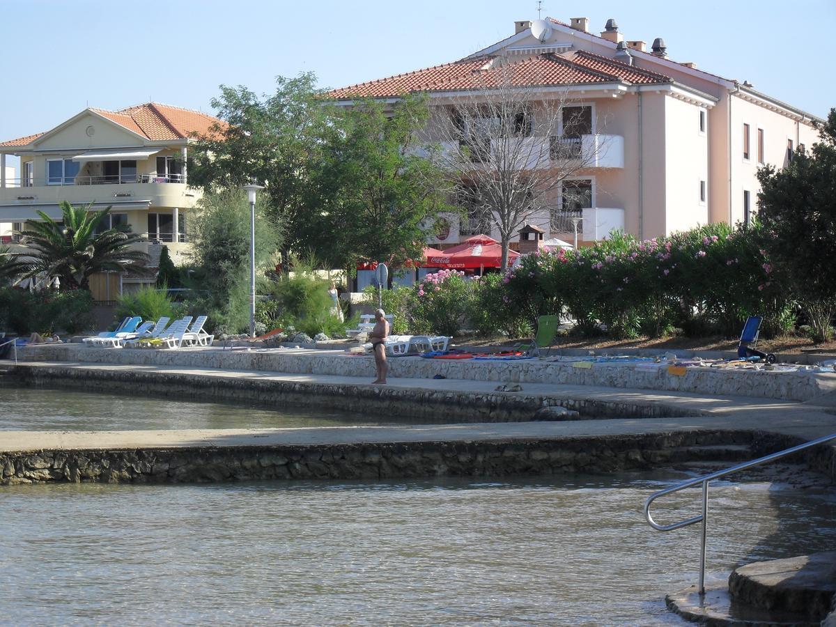 Apartment Lana Privlaka  Luaran gambar