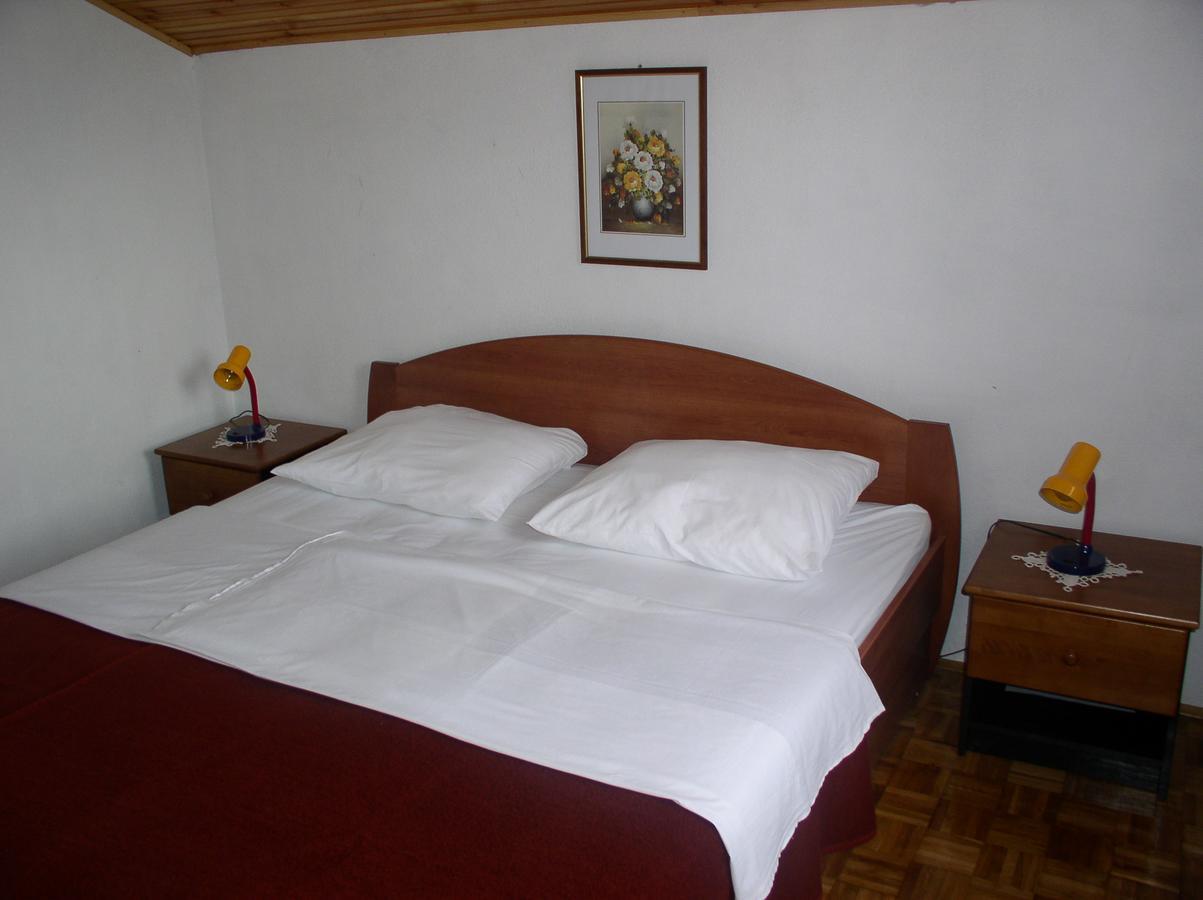 Apartment Lana Privlaka  Luaran gambar